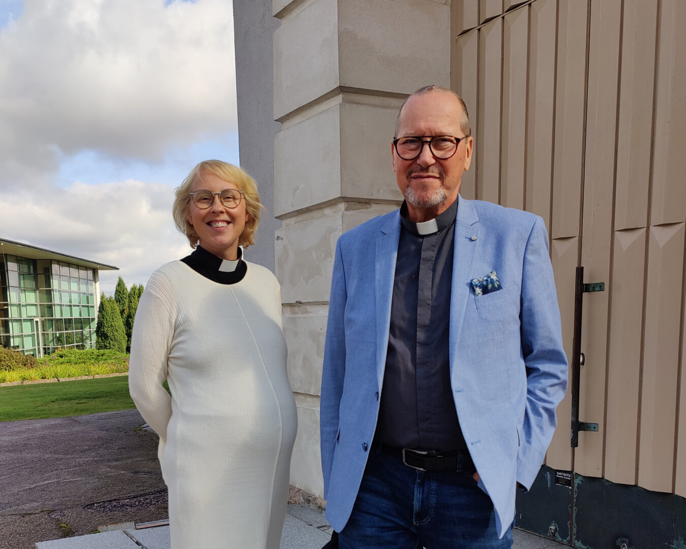 Kirkkoherra Anna Kinnunen ja kirkkoherra vs. Jouni Turtiainen